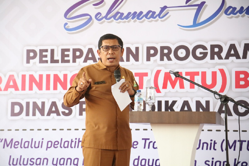 Kadis Pendidikan Aceh Lepas 3 MTU ke 30 SMK