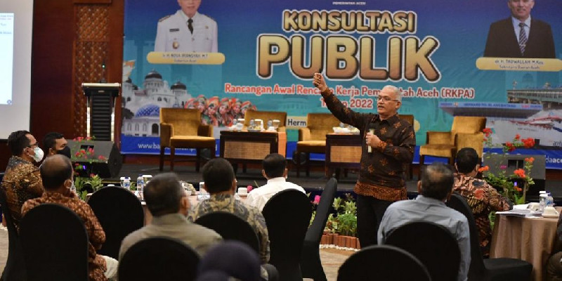 Sekda Aceh Buka Forum Konsultasi Publik Penyusunan Rancangan Awal RKPA 2022
