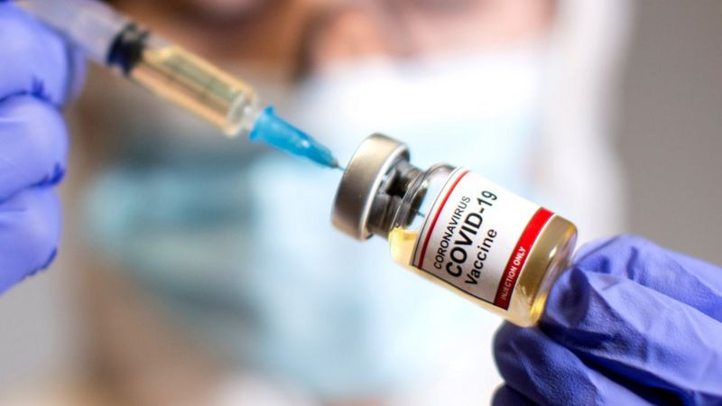 CDC Ungkap Kalau Perempuan Lebih Banyak Alami Efek Samping Vaksin Corona