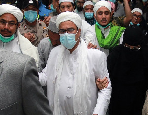 Hakim Kabulkan Permohonan Habib Rizieq, Akan Disidang Tatap Muka di PN Jaktim