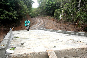Warga Pencari Madu Hutan Mulai Rasakan Manfaat Pembangunan Jembatan TMMD Jantho