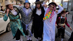 Rayakan Festival Purim, Kaum Yahudi Radikal Terobos Masuk Al Aqsa