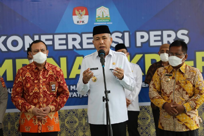 Pemerintah Aceh dan Pemerintah Banda Aceh Serahterimakan Beberapa Aset