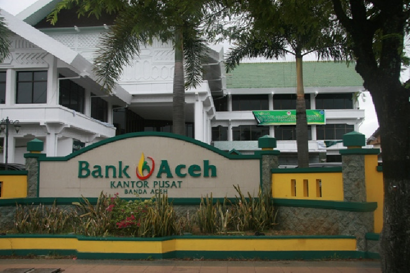 Kini Bank Aceh Syariah Miliki Layanan Kartu Debet