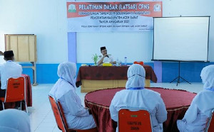 Bupati Aceh Barat berikan materi kepada CPNS Gol III Gelombang Pertama