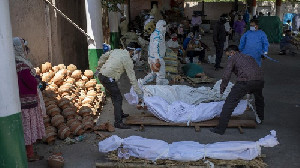 'Tsunami' COVID-19 India, Kematian Tembus 200.000 Jiwa Kondisi Makin Menggila