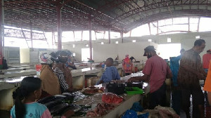 Pedagang Pasar Peunayong Prioritas Dapat Kios dan Meja Jualan di Pasar Al-Mahirah