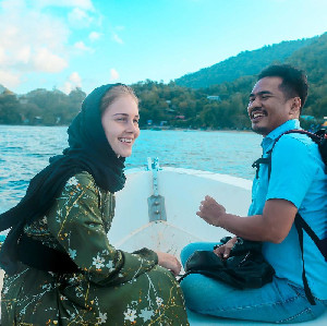 Kisah Viral Model Prancis Menikah Dengan Putra Aceh