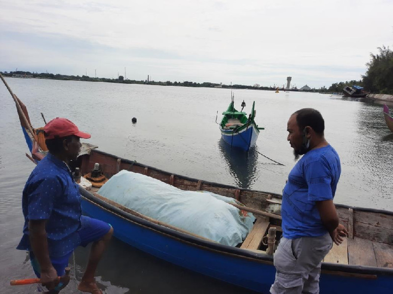 Nelayan: Air Laut di Pelabuhan Krueng Geukuh Diduga Tercemar Amonia PT PIM