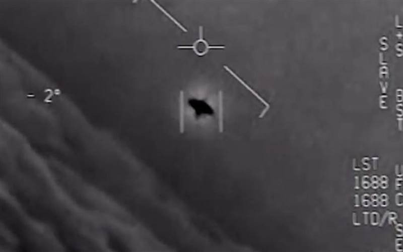 UFO Terlihat Oleh Militer Angkatan Laut USA