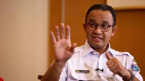 Anies Buka Suara  Terkait Rumah Mewah Hasil Reklamasi