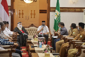 Bantu Palestina, Pemerintah Aceh Serahkan Dana Rp374 Juta kepada KNRP