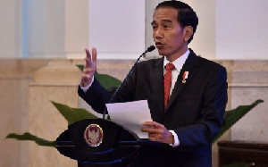 Ajakan Jokowi Beli Bipang Berujung Gaduh