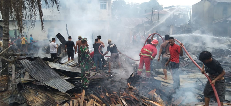 Jelang Lebaran, 8 Rumah Warga di Aceh Tamiang Terbakar