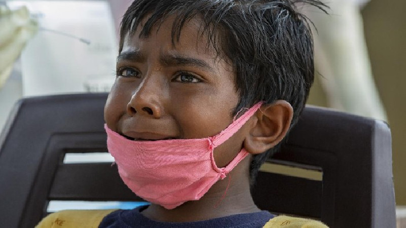Banyak Anak di India Telantar karena Ortunya Meninggal
