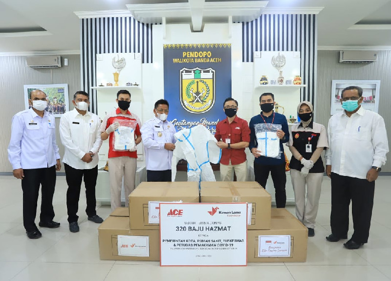 Wali Kota Banda Aceh Terima Bantuan APD dari ACE Hardware