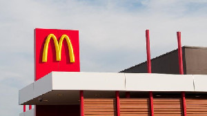 Gerai McDonald's Gambir Ditutup 1x24 Jam Karena Antrean Membludak Luar Biasa