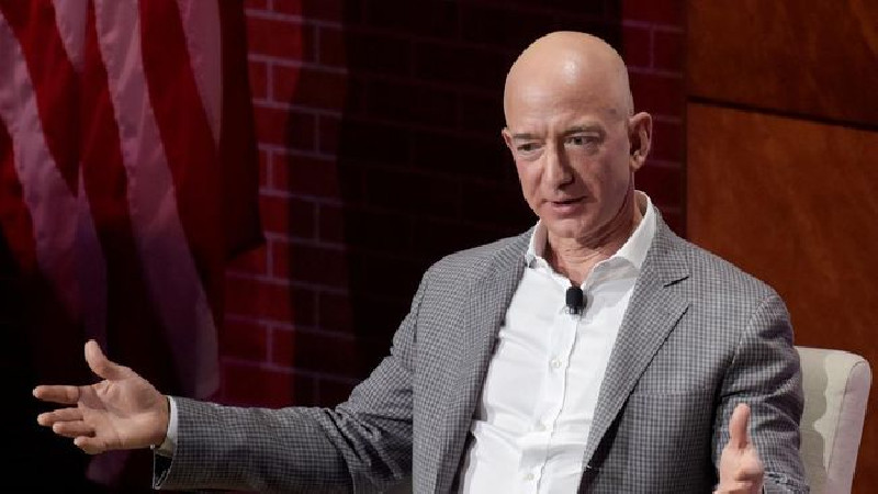 Jeff Bezos Keluar Angkasa Dan Deretan Resikonya