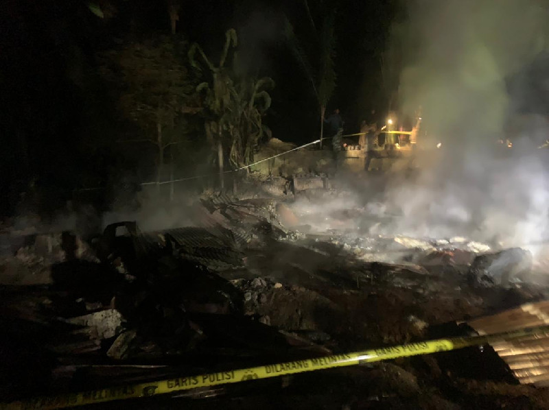 Satu Rumah Warga Terbakar Hangus, Kerugian Ditotalkan Capai Rp.150 Juta