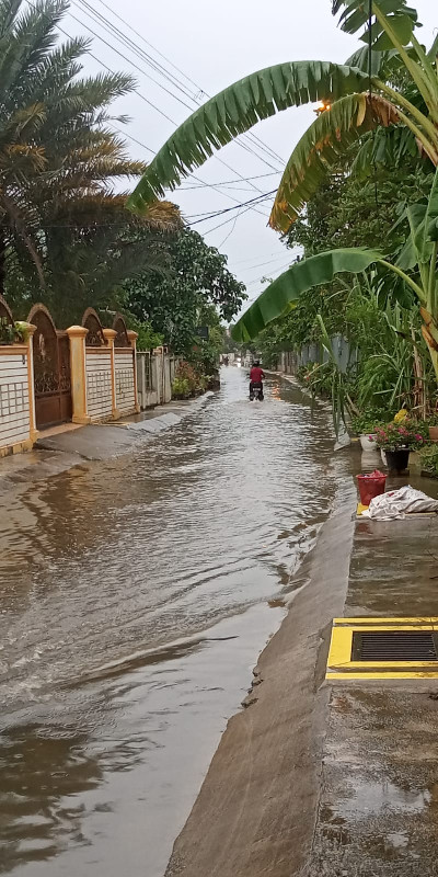 Waspada Banjir, Beberapa Kawasan Banda Aceh Mulai Tergenang Air