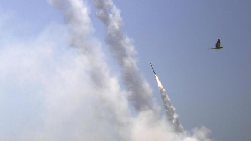 Israel dan Lebanon Saling Menyerang dan Luncurkan Roket