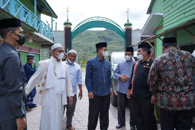 Kadisdik Dayah Aceh Bersilahturahmi Bersama Pimpinan Dayah Di Aceh Tengah