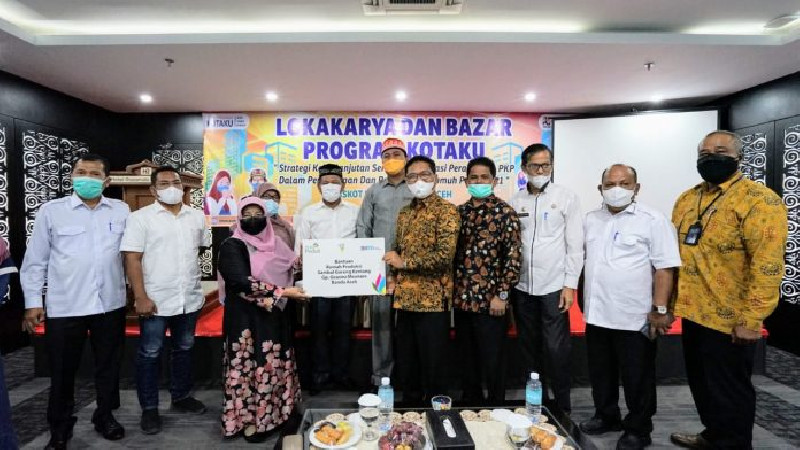 PLN UIW Aceh Beri Bantuan TJSL Untuk UMKM Sambal Goreng
