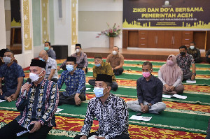 Sekda Aceh Sapa Guru SMA Secara Daring Usai Zikir dan Doa Bersama