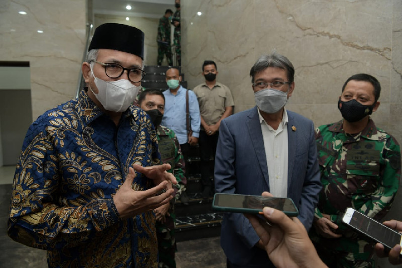 Gubernur Aceh Bersama Pangdam dan Rektor USK Bahas Pemanfaatan Bantaran Sungai