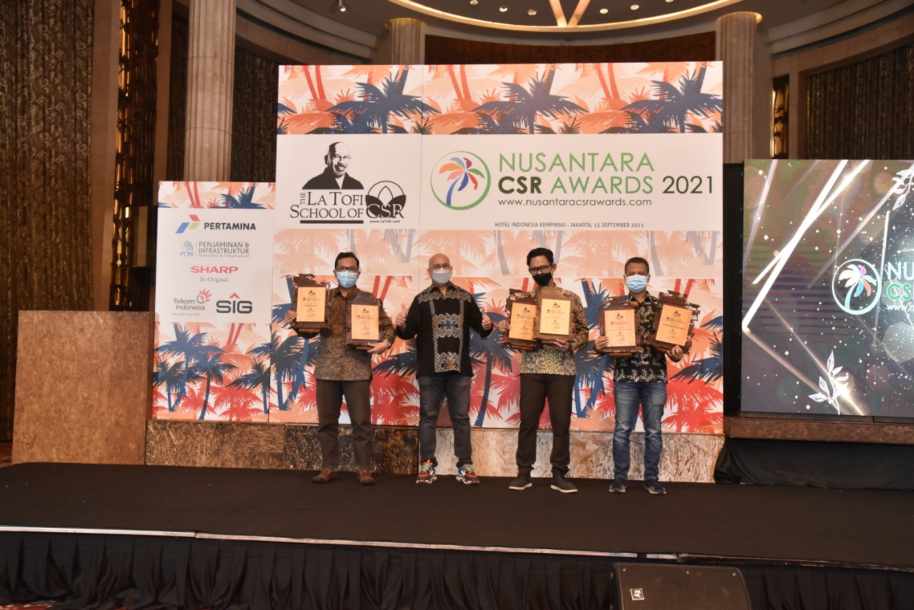 Sukses Berdayakan Masyarakat, PLN Raih 6 Penghargaan Nusantara CSR Awards 2021