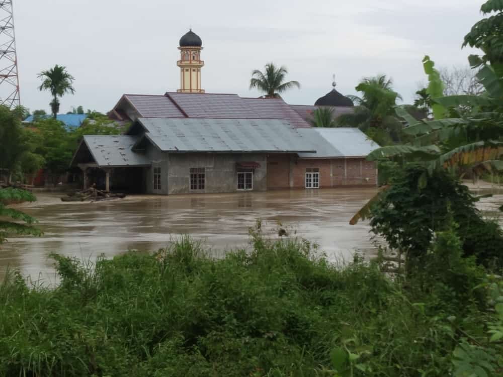Diterjang Banjir, Warga Aceh Utara Terpaksa Mengungsi