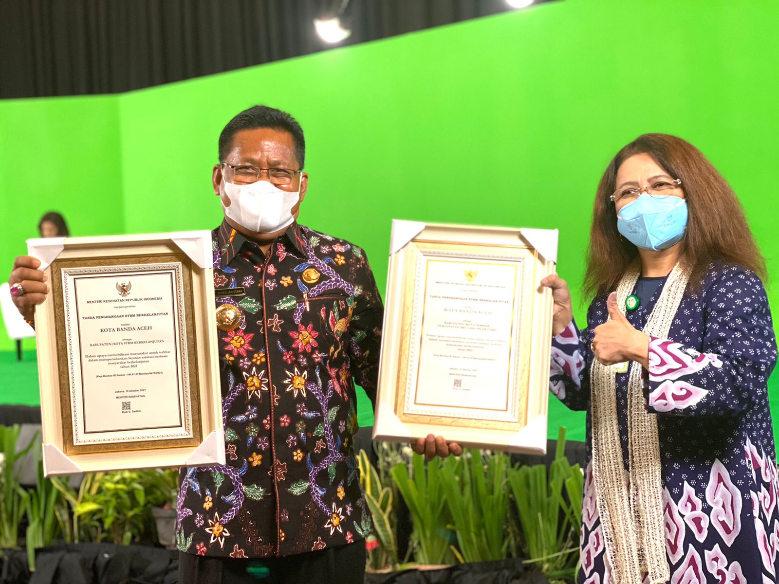 Wali Kota Banda Aceh Kembali Terima 2 Penghargaan Sekaligus dari Menkes RI