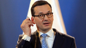 PM Polandia Menuduh Uni Eropa Lakukan Pemerasan Terkait Supremasi Hukum