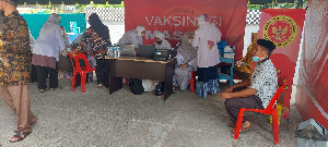 BIN dan Muspika Krueng Barona Jaya Aceh Besar Gencarkan Vaksinasi Warga