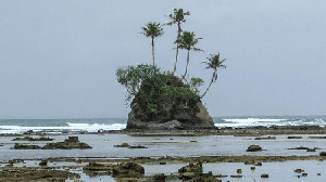 Simeulue Punya Pulau Yang Mirip Dengan Bikini Bottom