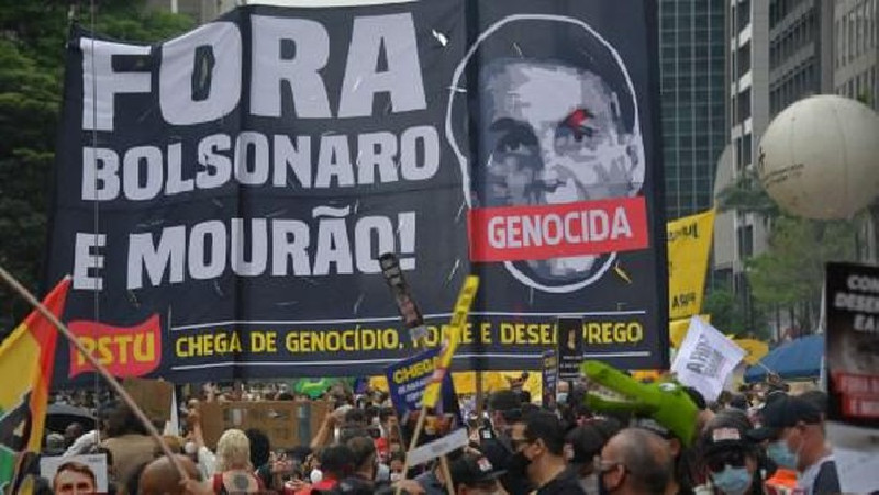 Tuntut Pemakzulan Presiden Bolsonaro, Warga Brasil Demo Besar
