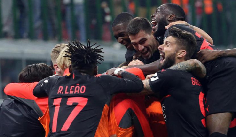 Milan di Puncak Klasemen Serie A, Menang 3-2 Atas Verona