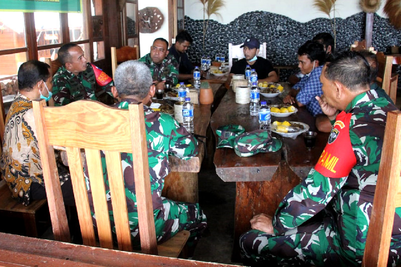 Dandim Aceh Besar Silaturahmi dengan Panglima Laot, Ini Pembahasannya