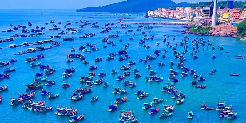 Hampir 2 Tahun Pandemi, Vietnam Kembali Sambut Turis Mancanegara