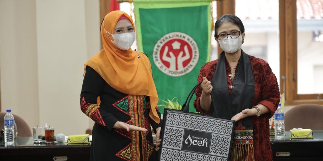Dyah Promosikan Giok Aceh Kepada Pengurus Dekranasda Yogyakarta