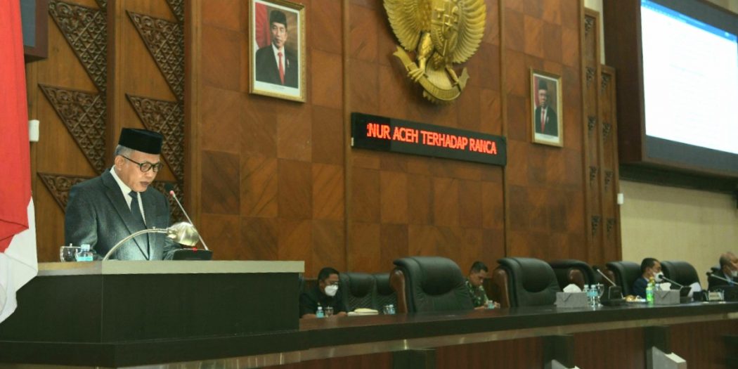 Gubernur Aceh Sampaikan Pendapat Akhir Terhadap Enam Raqan Aceh Prolega Prioritas Tahun 2021