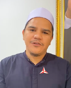 Tgk Abdul Muhaimin Resmi Bergabung Dengan Partai Demokrat Aceh