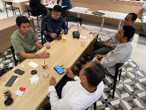 Kakantah Aceh Singkil dan Ketua Komite I DPD RI Diskusi Mengenai Sektor Pertanahan