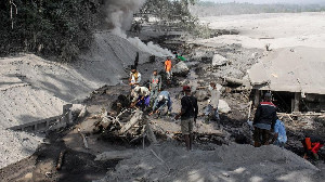 Pasca Erupsi Gunung Semeru, 1.300 Warga Harus Mengungsi