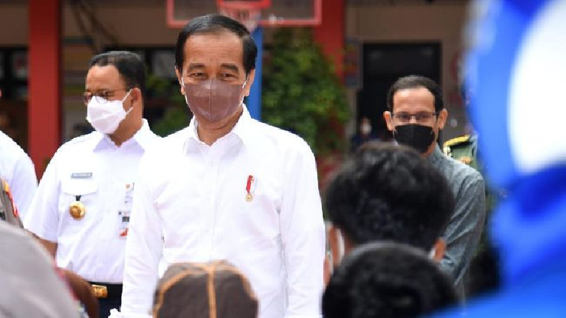 Jokowi Teken Perpres Tambah Posisi Wakil Mensos