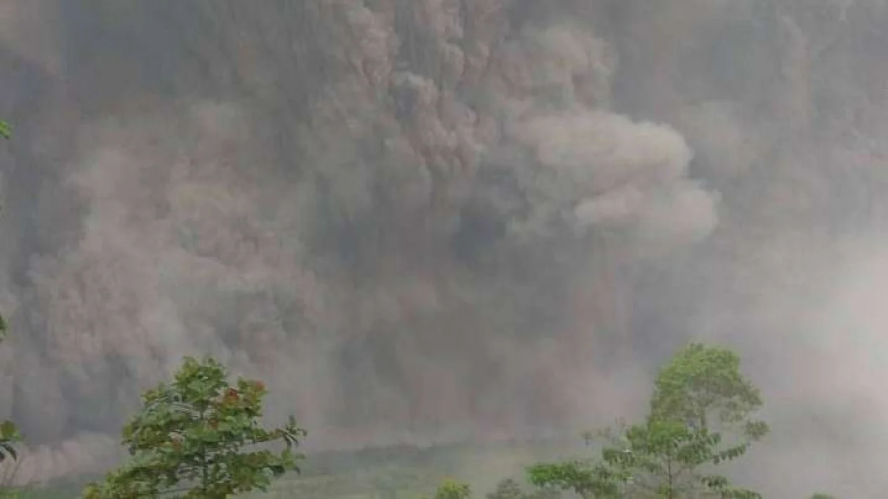 Erupsi Gunung Semeru, Tiga Bandara Wilayah Terdampak Belum Terpengaruh