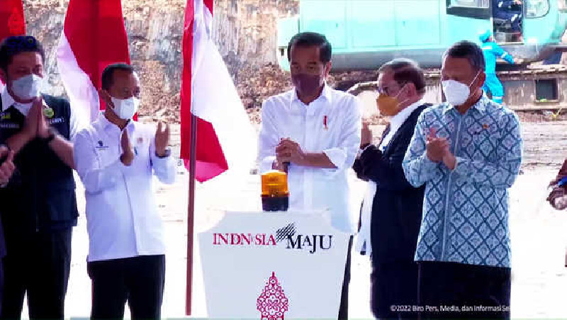 Presiden Jokowi Groundbreaking Proyek Hilirisasi Batu Bara Jadi DME  di Sumsel