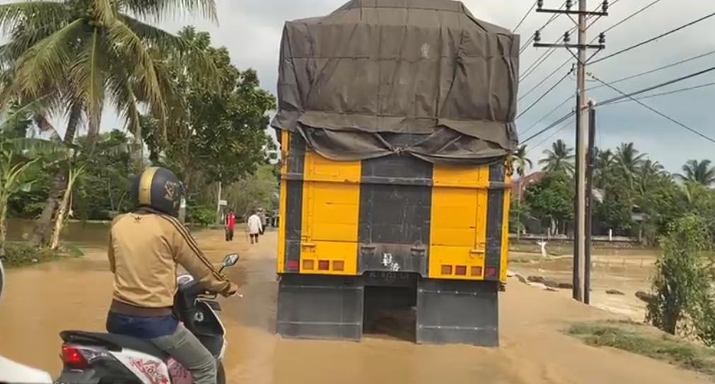 Dua Kecamatan di Bireuen Dikepung Banjir