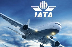 IATA: Omicron Picu Penurunan Penjualan Tiket Pesawat