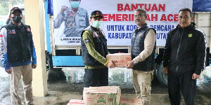 Pemerintah Aceh Kirim Empat Truck Bantuan Masa Panik untuk Korban Banjir